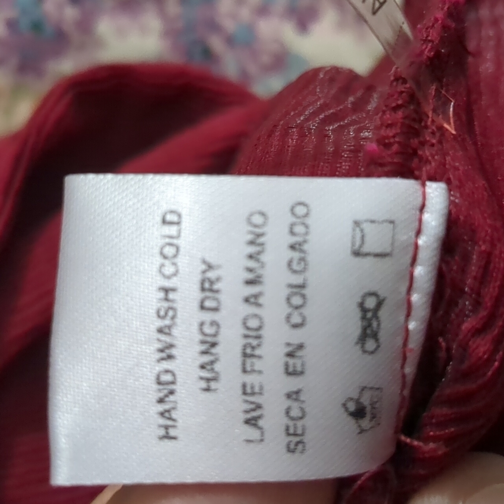 Etiquette Top off the shoulder ruffled stretch size S - Picture 9 of 10